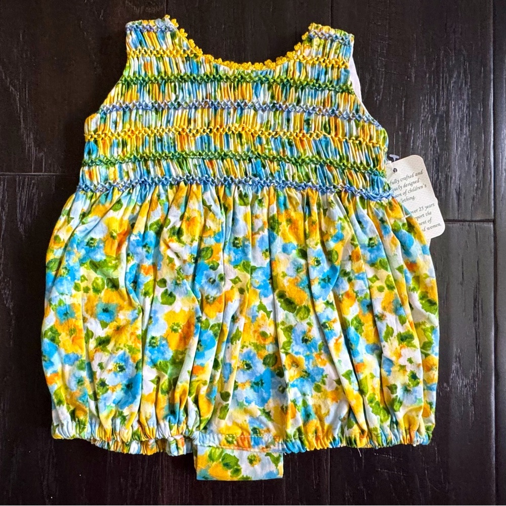 NWT Isabel Garreton Hand-Smocked Bubble